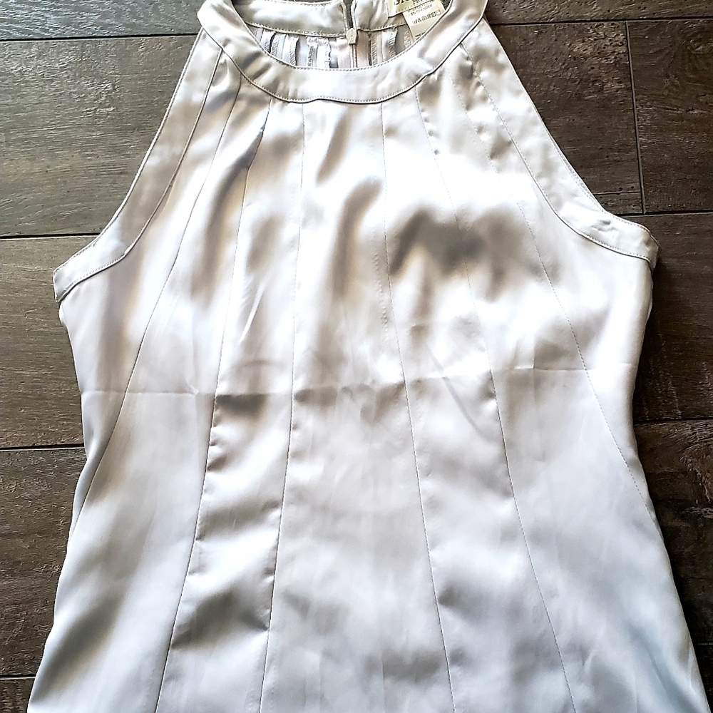 No sleeve Silver Blouse.